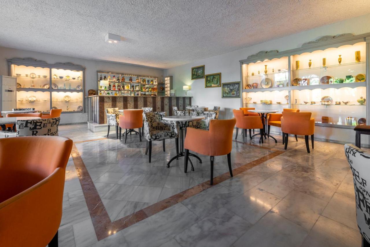 Skala Hotel Extérieur photo